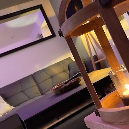 Mille Et Une Nuit, Appartement Classe 3 Etoiles En Rdc Avec Exterieur Et Parking Dole Exterior foto